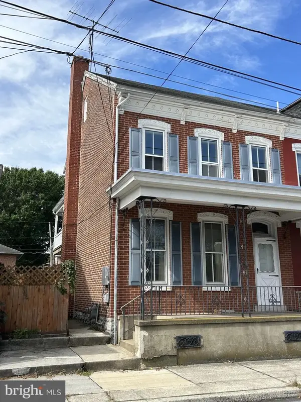 71 Noble St, KUTZTOWN, PA 19530