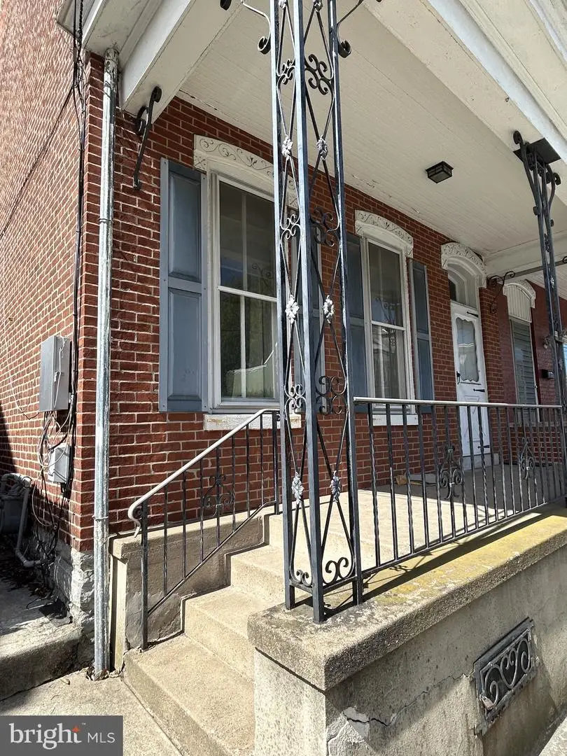 71 Noble St, Kutztown, PA 19530 - #2