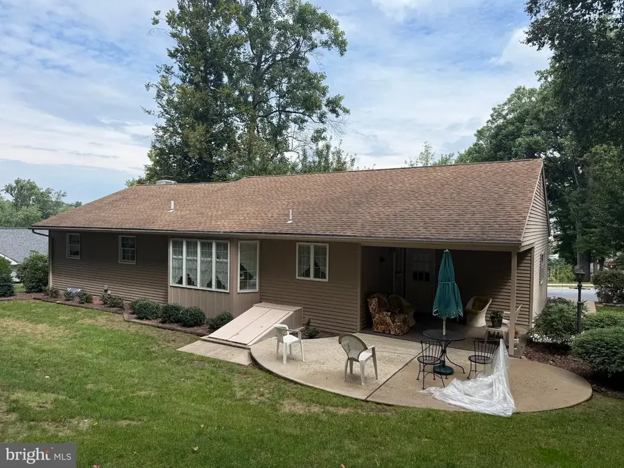 340 Bird St, Birdsboro, PA 19508 - #2