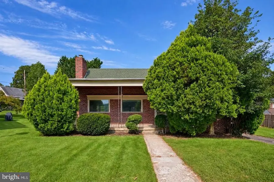 102 Mayer St, Reading, PA 19606 - #2