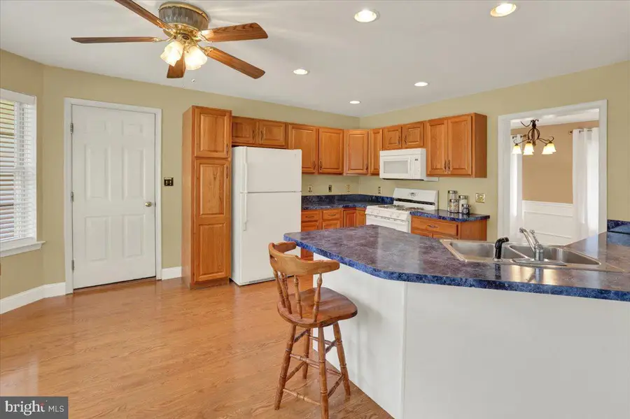 632 Leininger Ave, Mohnton, PA 19540 - #2