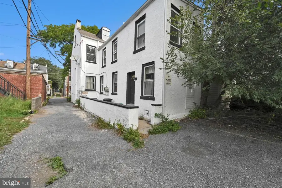412 Spruce St, Reading, PA 19602 - #2