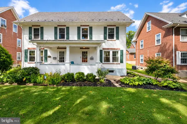 1527 Garfield Ave, WYOMISSING, PA 19610