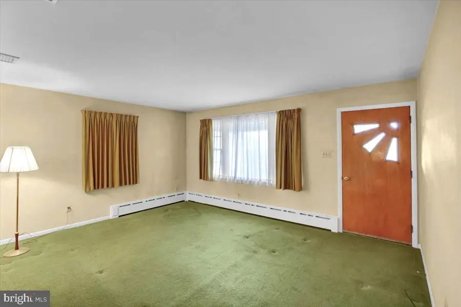 5306 E Lorane Rd, Reading, PA 19606 - #3