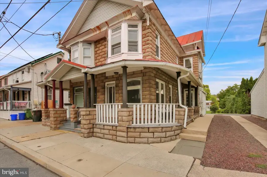 129 N Main St, Bernville, PA 19506 - #3