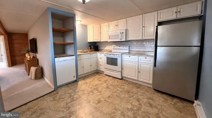 63 Mildred Ave, Birdsboro, PA 19508 - #3
