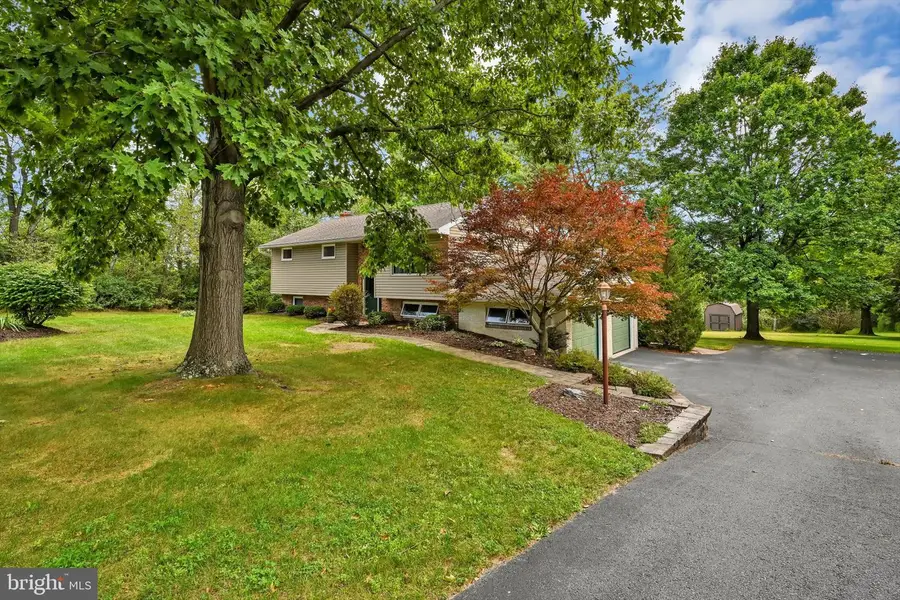 79 Hill Rd, Bernville, PA 19506 - #2