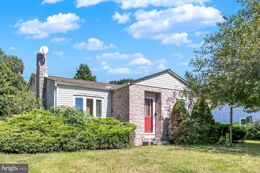 44 Alsace Ave, Temple, PA 19560 - #3