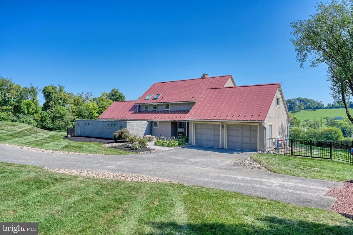30 Paddock Dr, Bernville, PA 19506 - #1