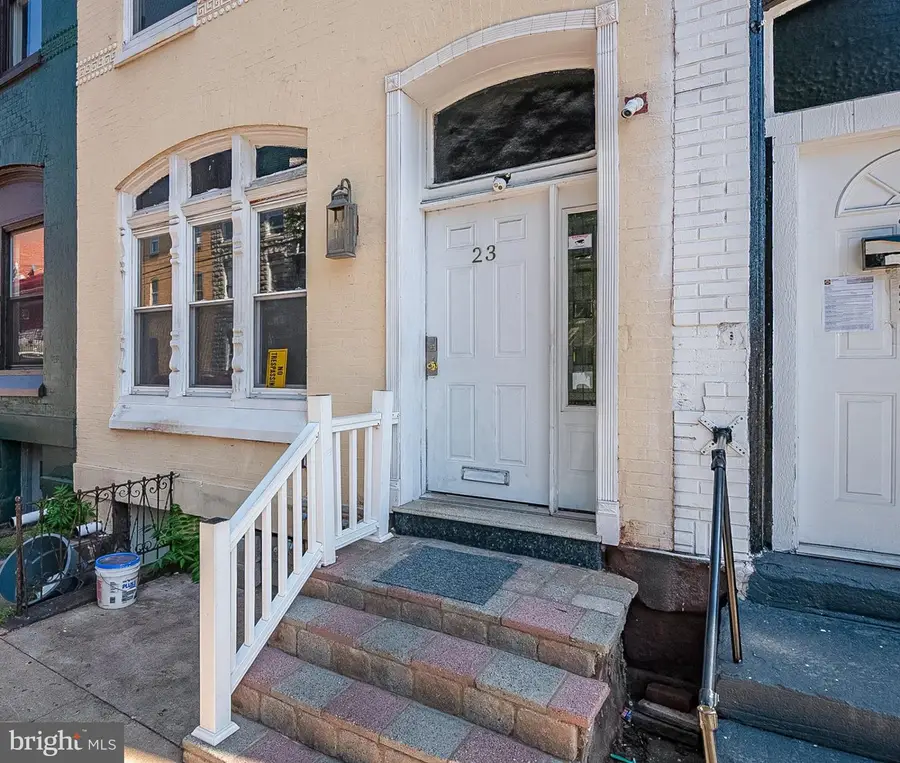 23 S 10th St, Reading, PA 19602 - #2