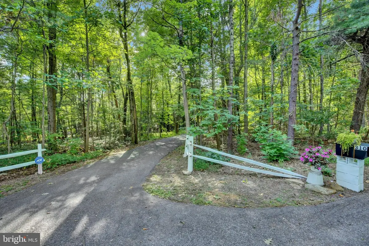 310 Faust North Rd, Bethel, PA 19507 - #1