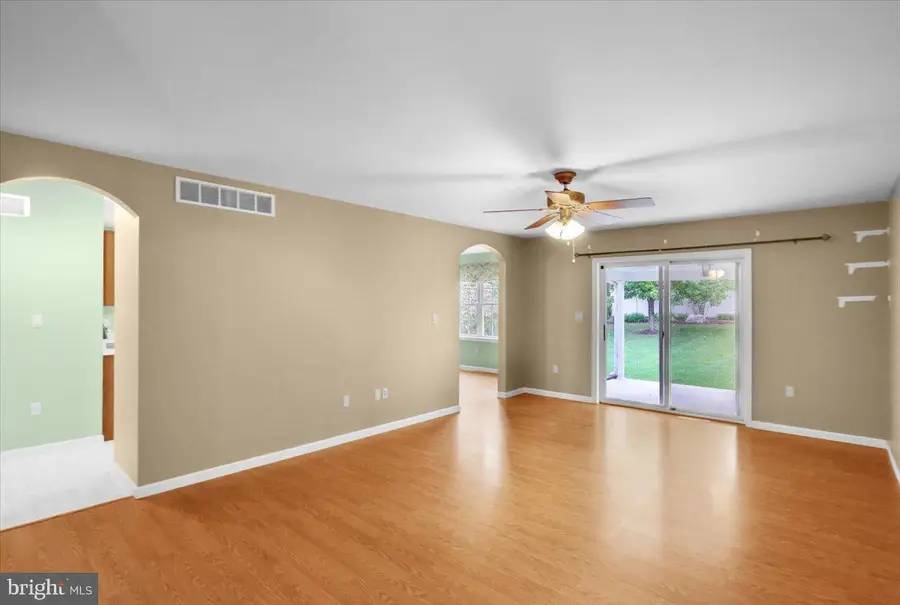 410 N Kemp St, Kutztown, PA 19530 - #3