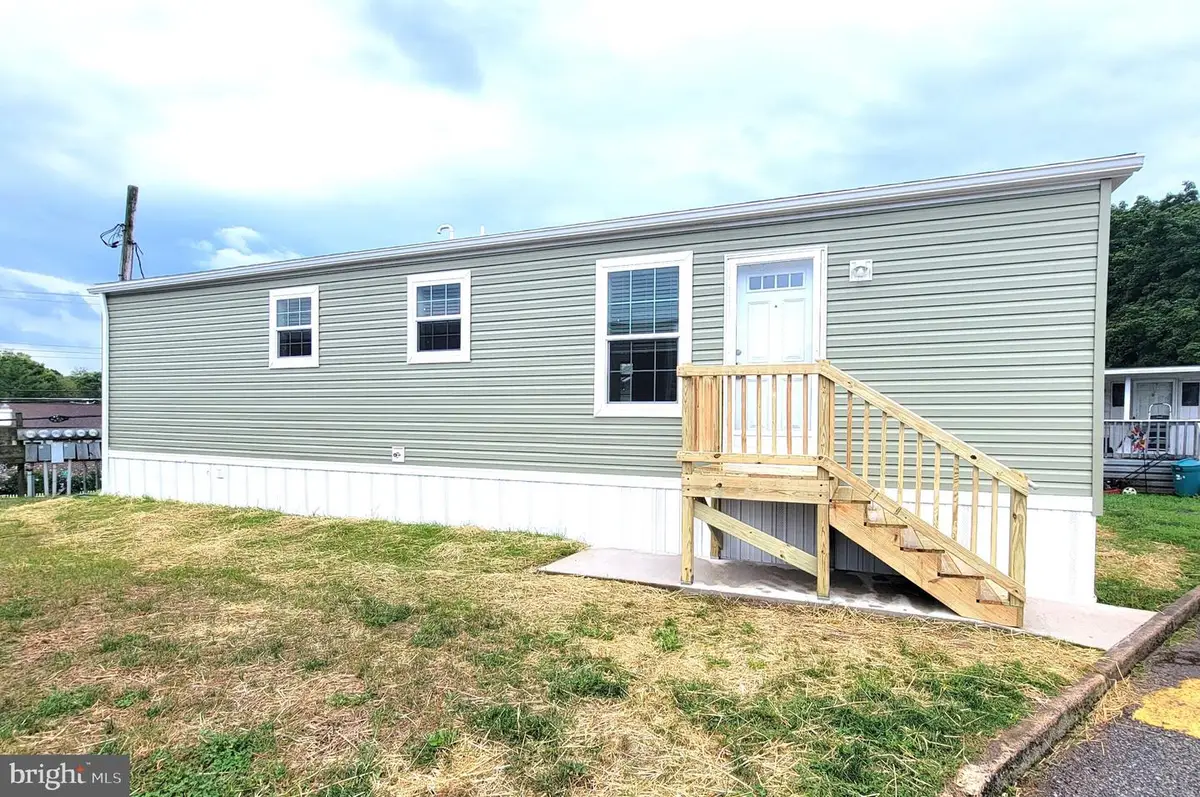24 Joseph Ave, Birdsboro, PA 19508 - #1