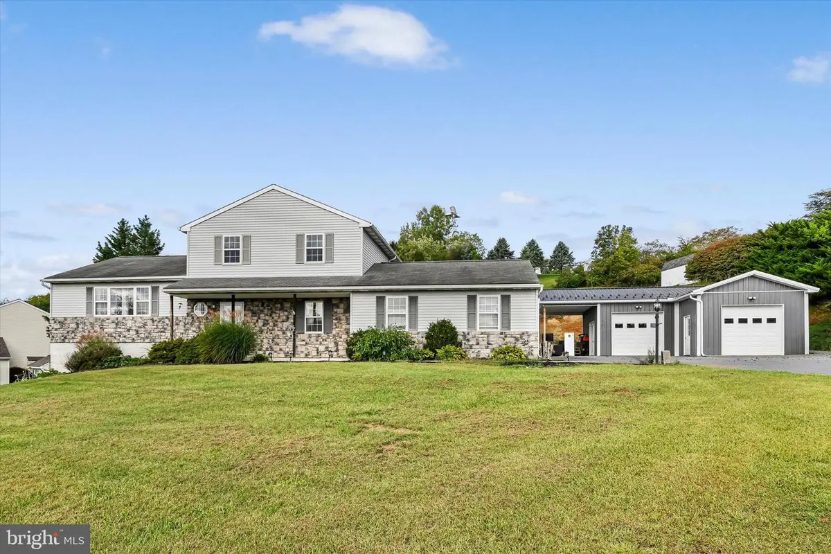 16 Jimmy Lee Ct, Mohrsville, PA 19541 - #1