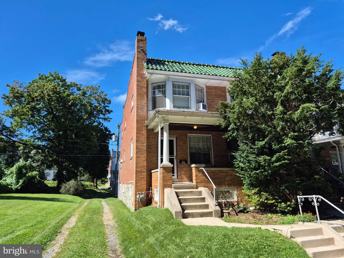 612 S 19th St, Reading, PA 19606 - #1