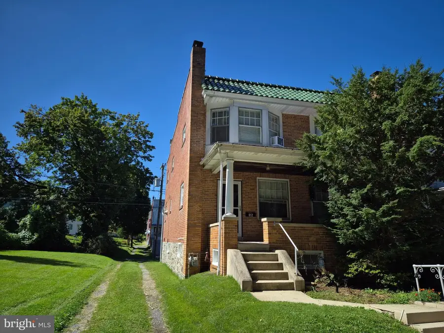 612 S 19th St, Reading, PA 19606 - #3