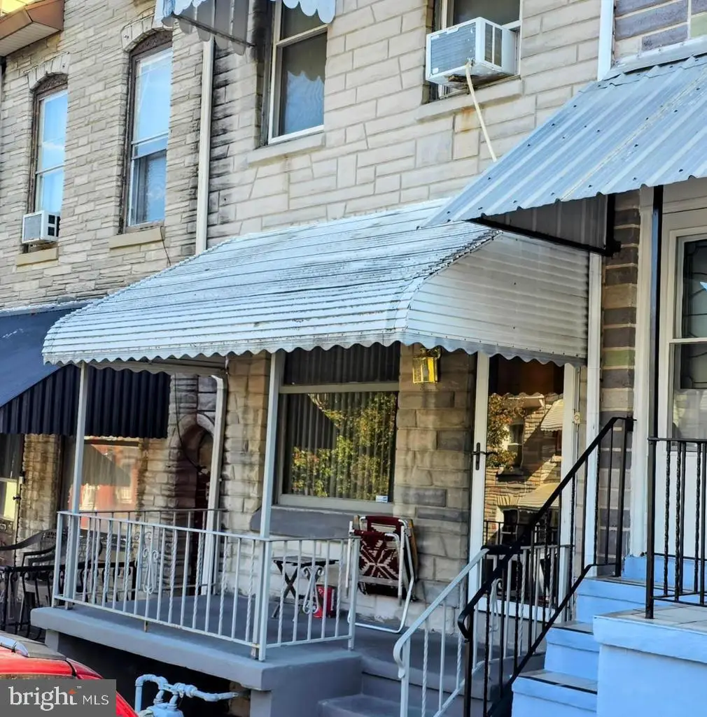 555 S 11th St, Reading, PA 19602 - #1