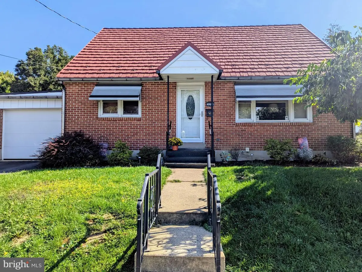 3315 Gray St, Laureldale, PA 19605 - #1