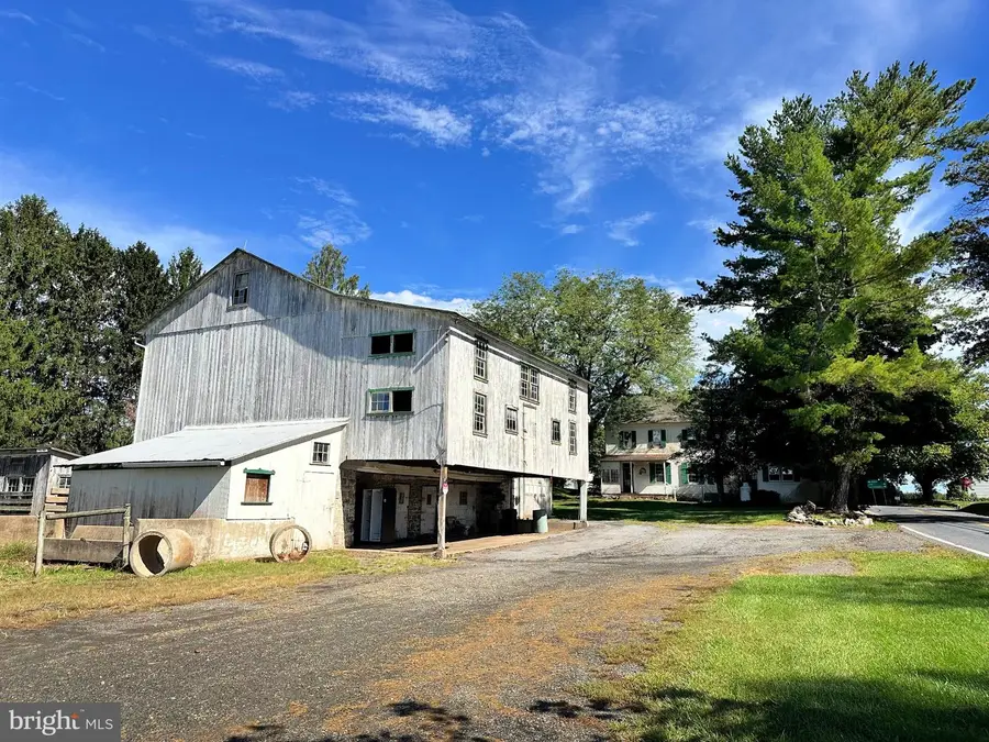 1805 Tollgate, Palm, PA 18070 - #3