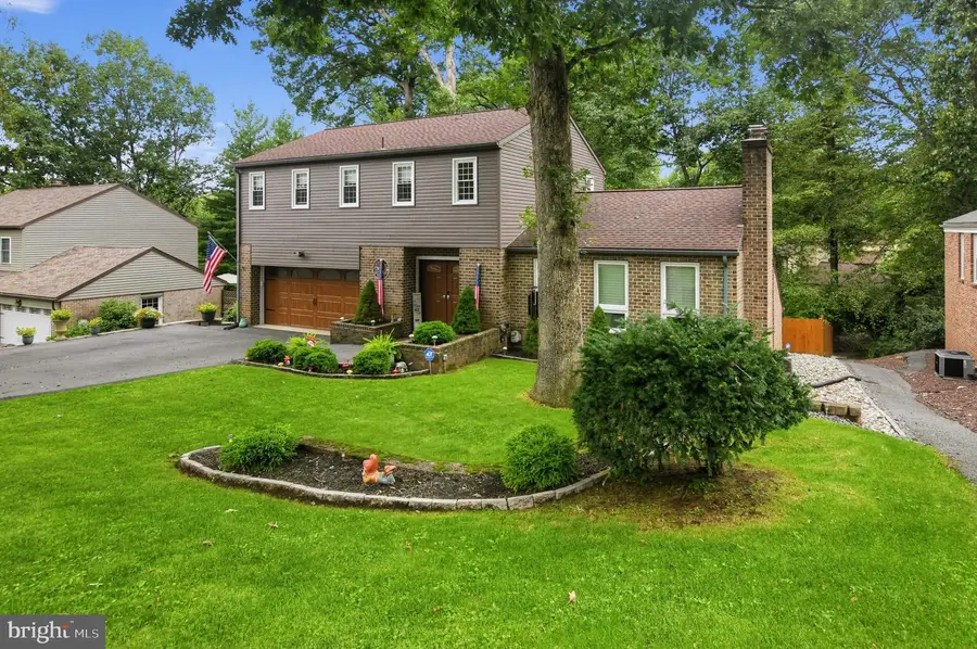 10 Nassau Cir, Reading, PA 19607 - #2