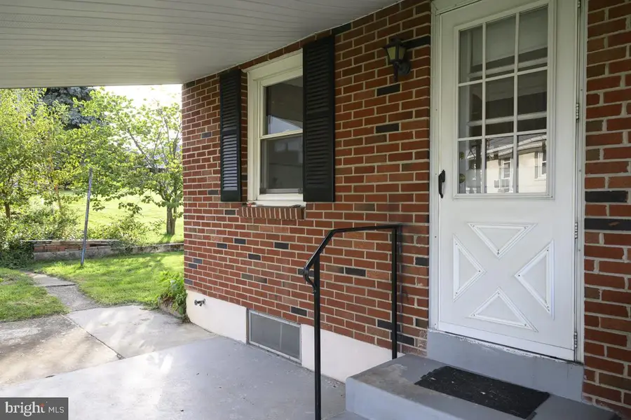 2704 Girard Ave, West Lawn, PA 19609 - #3