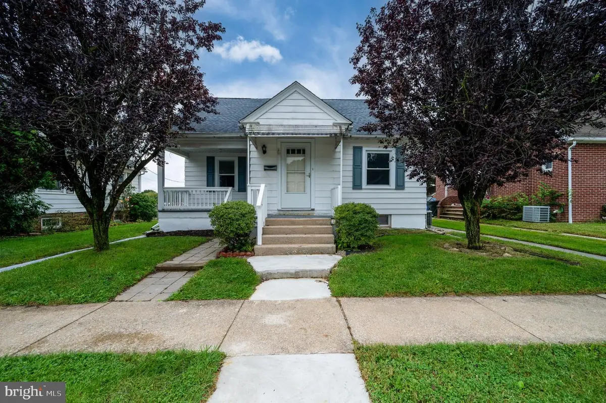 3822 Raymond St, Reading, PA 19605 - #1