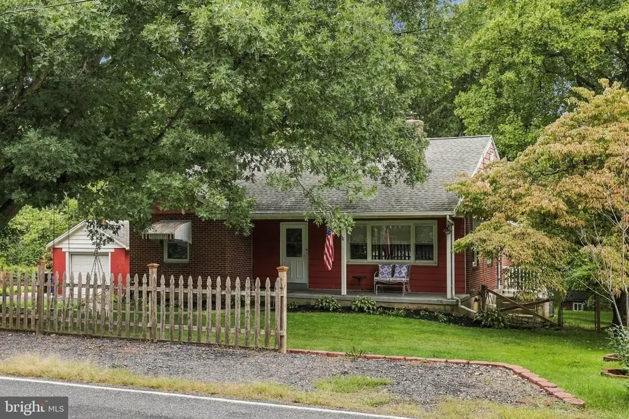 634 Fairmont Ave, Wernersville, PA 19565 - #2
