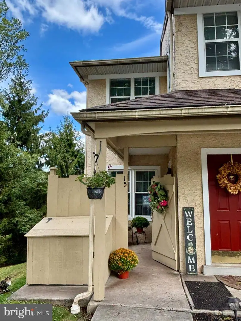 15 Tanglewood Dr, Reading, PA 19607 - #2