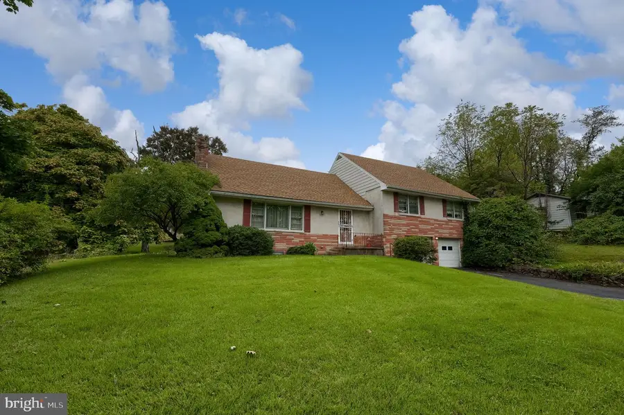 1573 Welsh Rd, Reading, PA 19607 - #3