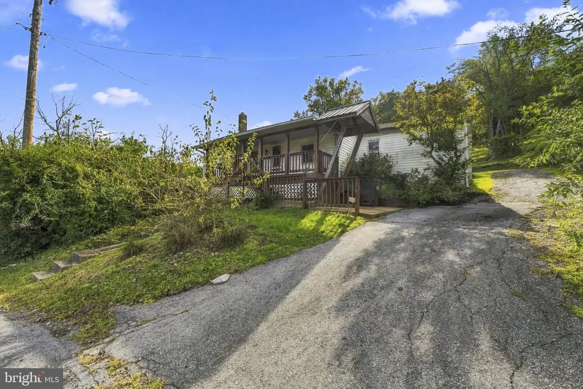 640 Walnut Rd, Birdsboro, PA 19508 - #1