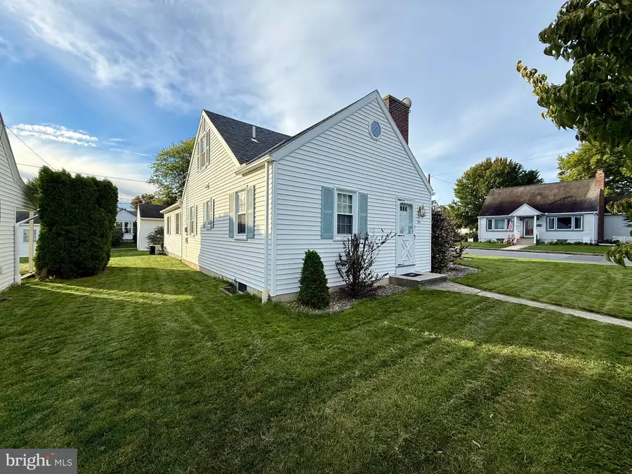 111 Old Fritztown Rd, Reading, PA 19607 - #2
