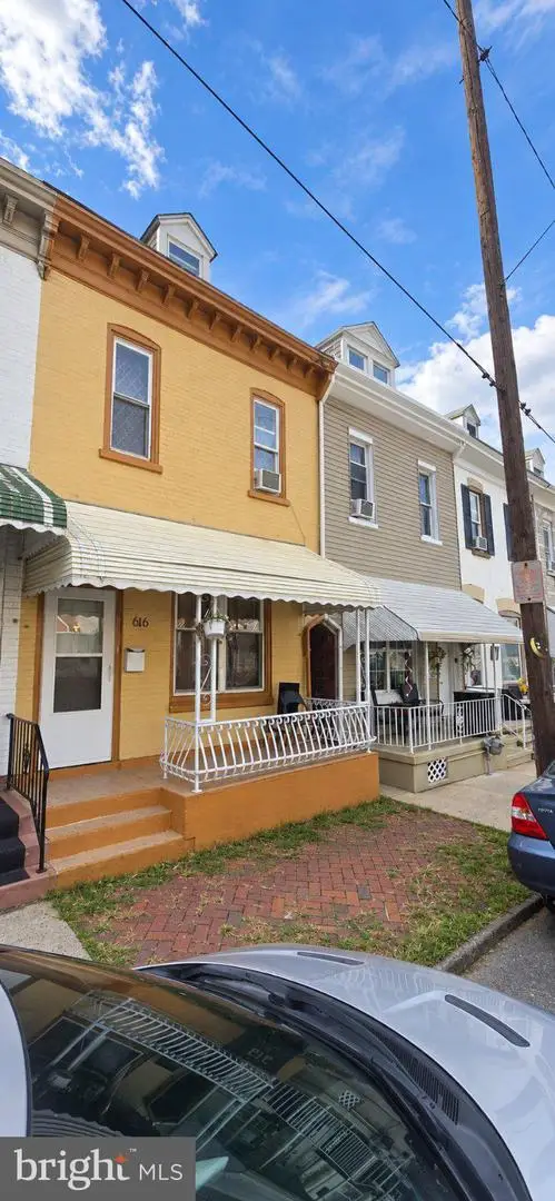 616 N 11th St, Reading, PA 19604 - #1