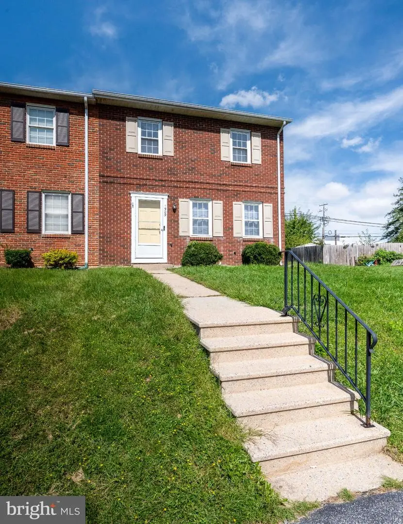1909 Andre Ct, Wyomissing, PA 19610 - #2