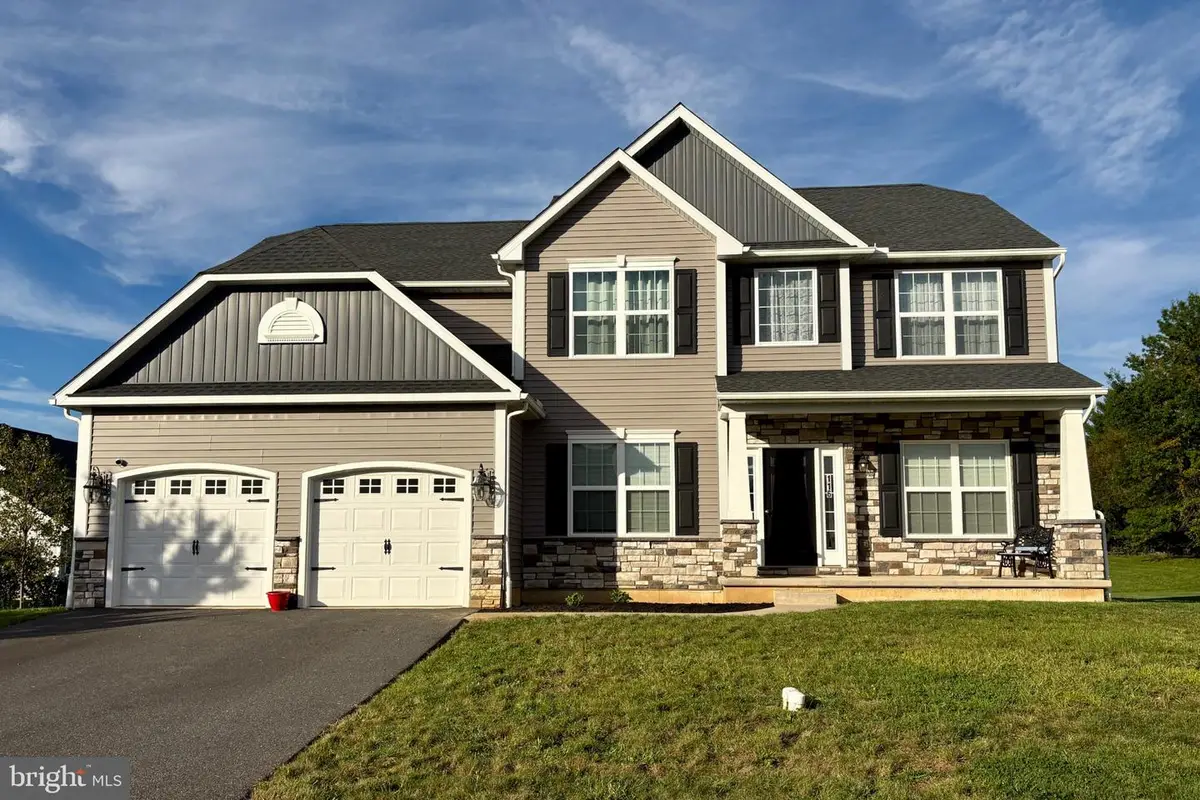 116 Sianna Cir, Wernersville, PA 19565 - #1