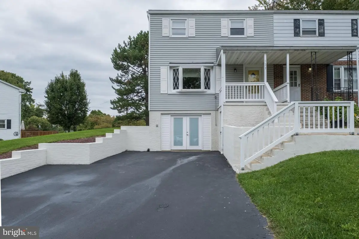129 Wernersville Blvd, Wernersville, PA 19565 - #1