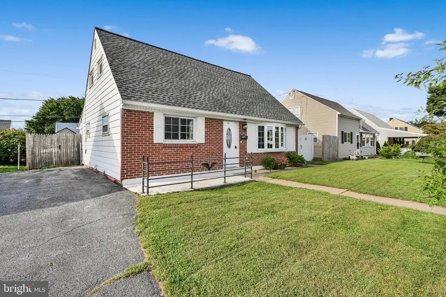 807 Tuckerton Ave, Temple, PA 19560 - #3