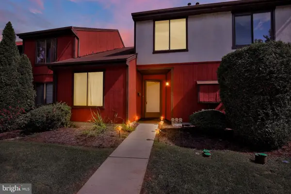 28-3 Wister Way, READING, PA 19606