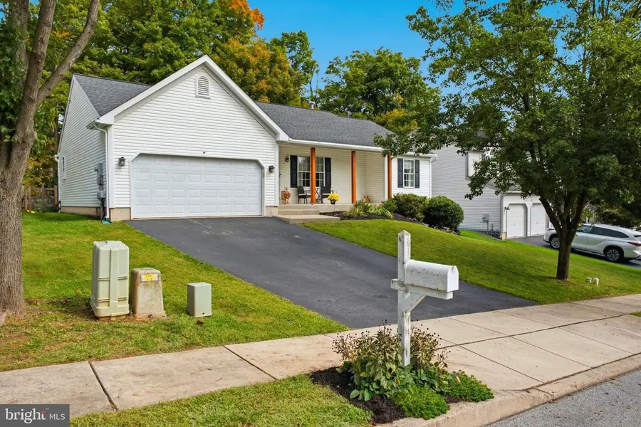 41 Rock Haven Ct, Reading, PA 19606 - #2