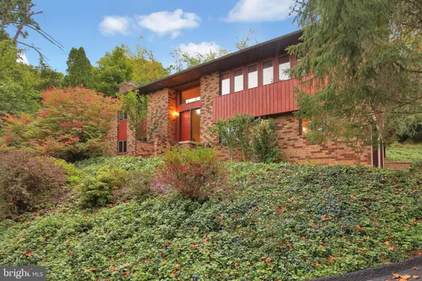 340 Mountain View Rd, READING, PA 19607