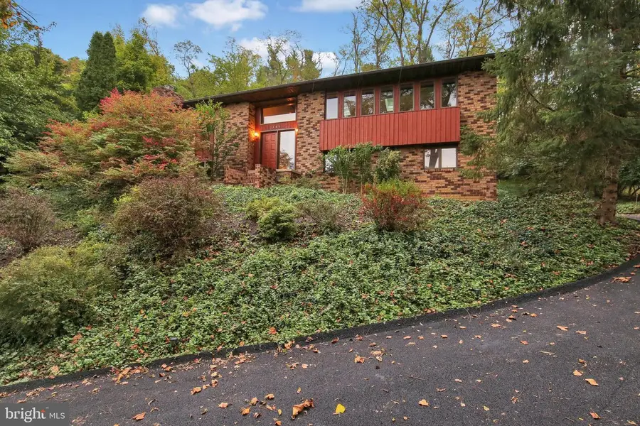 340 Mountain View Rd, Reading, PA 19607 - #3