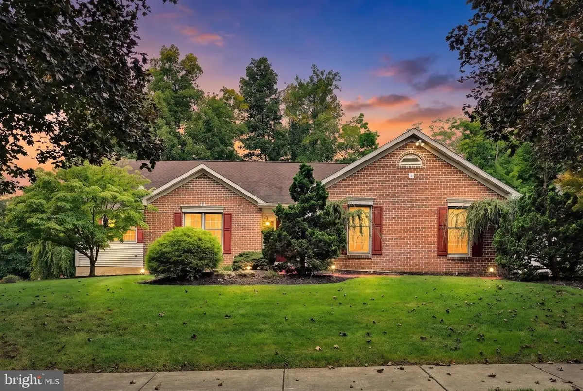 48 Kinsey Hill Dr, Birdsboro, PA 19508 - #1
