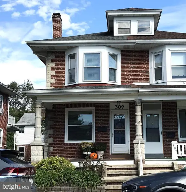 309 Telford Ave, WEST LAWN, PA 19609