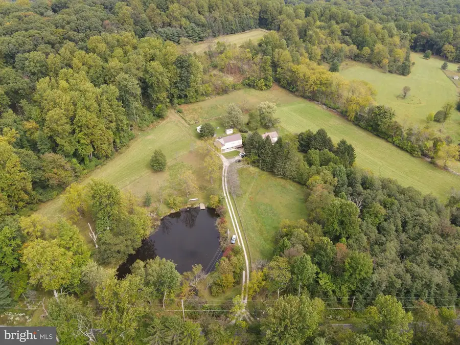 155 Oley Furnace Rd, Fleetwood, PA 19522 - #2