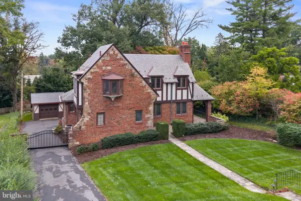 826 Farr Pl, READING, PA 19611