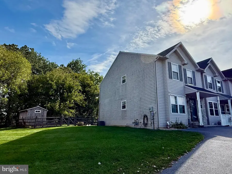 748 Golden Dr, Blandon, PA 19510 - #3