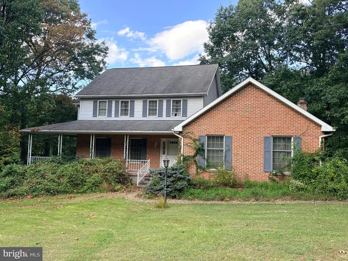 5066 Valley View Rd, Mohnton, PA 19540 - #1