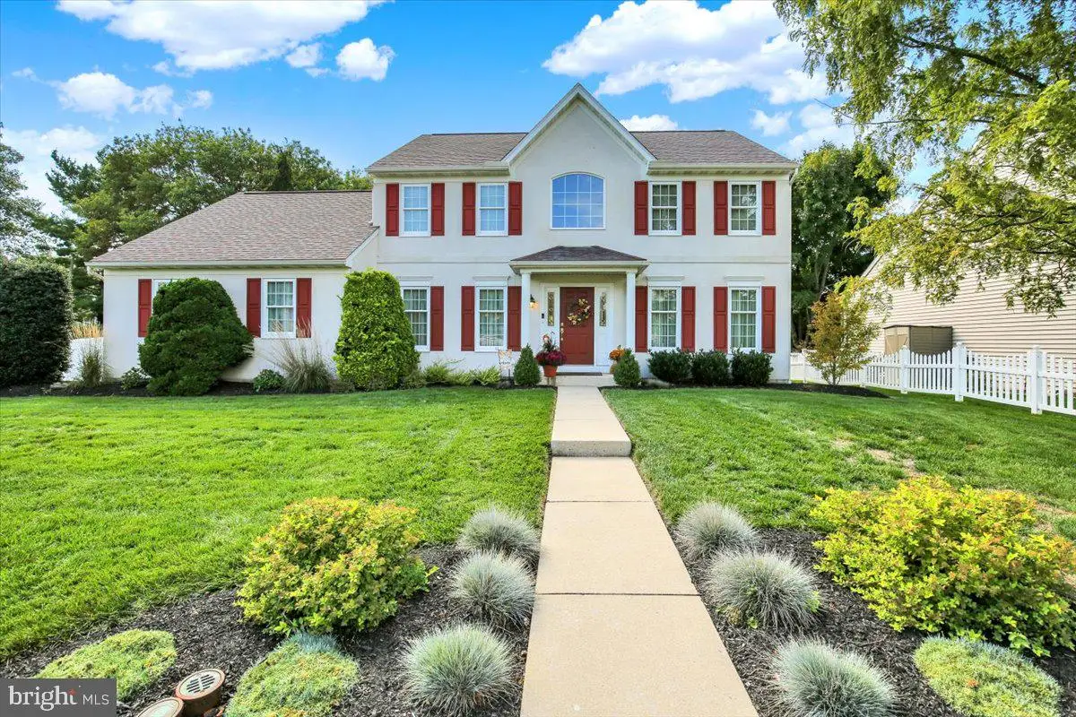 300 Elizabeth Dr, Sinking Spring, PA 19608 - #1