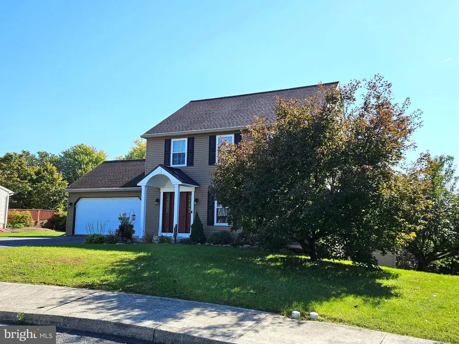 3 S 6th Ct, Hamburg, PA 19526 - #2