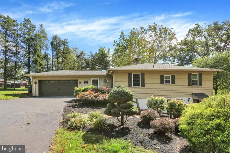 240 Monocacy Creek Rd, Amity, PA 19508 - #2