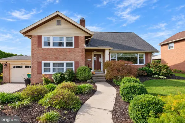 1110 Dogwood Dr, WEST LAWN, PA 19609